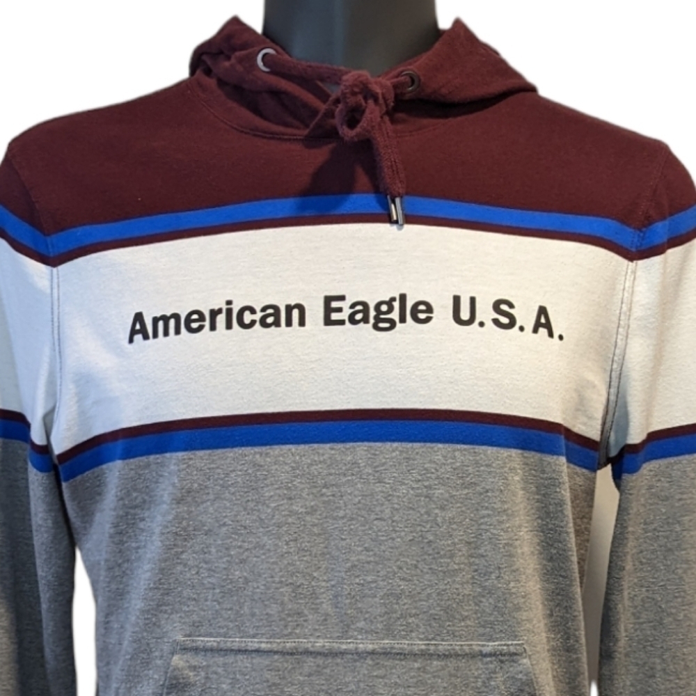 2/$20 American Eagle Grey Stripe Hoodie Medium